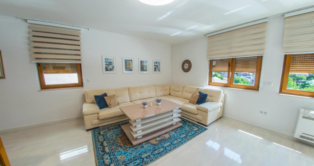 Apartment Light De Luxe - with Old Bridge view Mostar Buitenkant foto