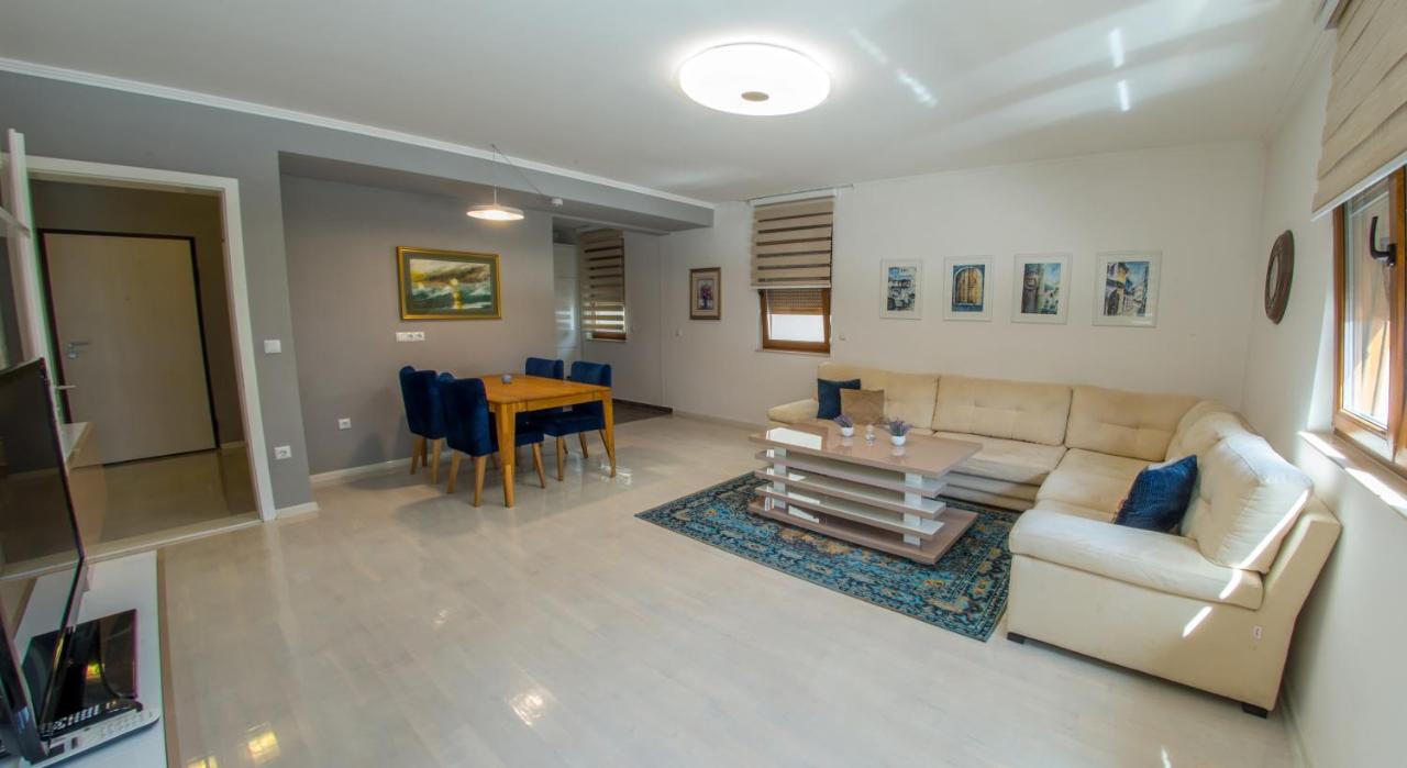 Apartment Light De Luxe - with Old Bridge view Mostar Buitenkant foto